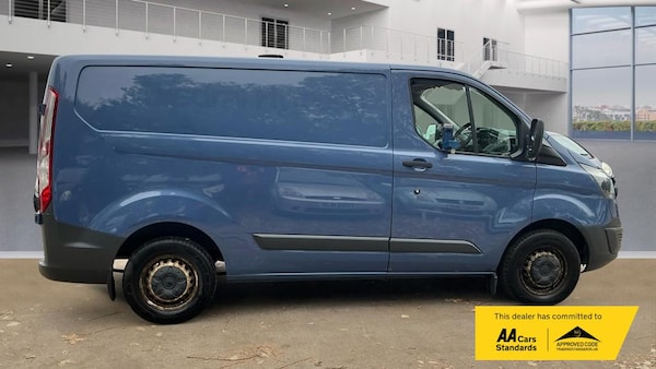 Used Ford Transit Custom 2016 for sale - 76304431: Photo 4