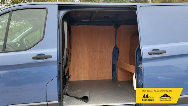 Used Ford Transit Custom 2016 for sale - 76304431: Photo 6