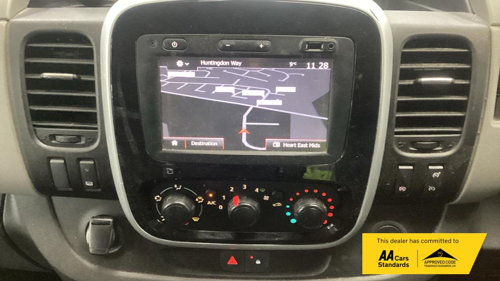 Used Renault Trafic 2018 for sale - 76782117: Photo 7