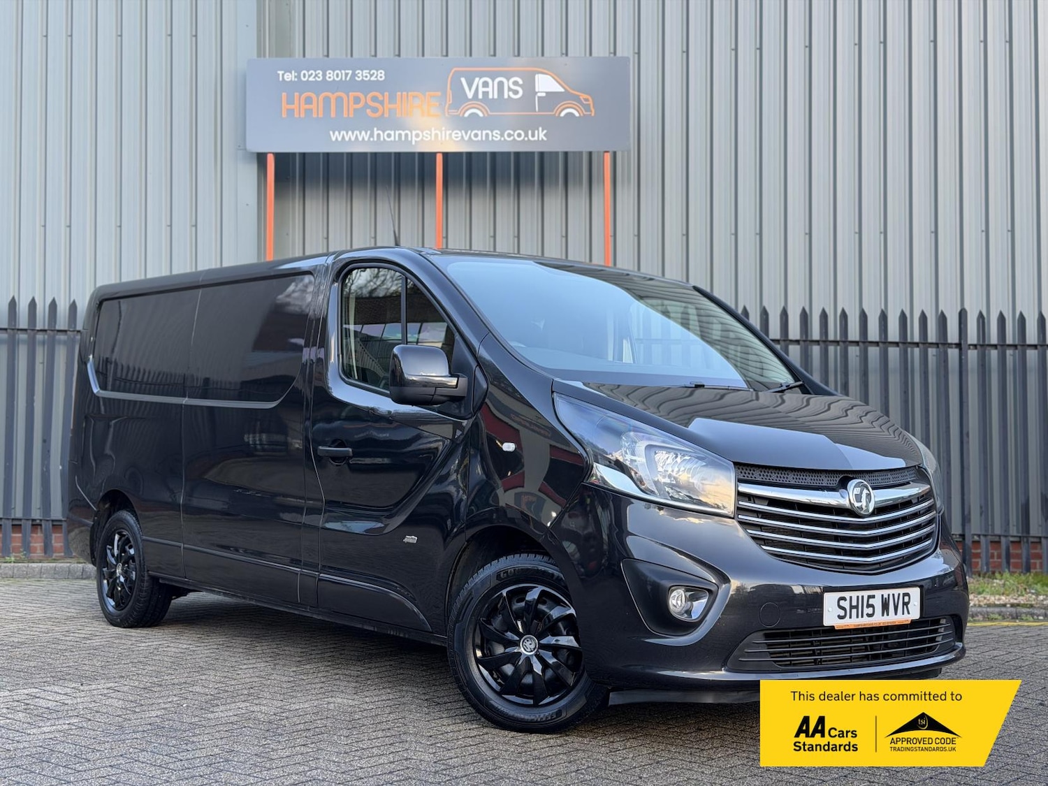 Used Vauxhall Vivaro 2015 for sale - 76317000: Photo 1