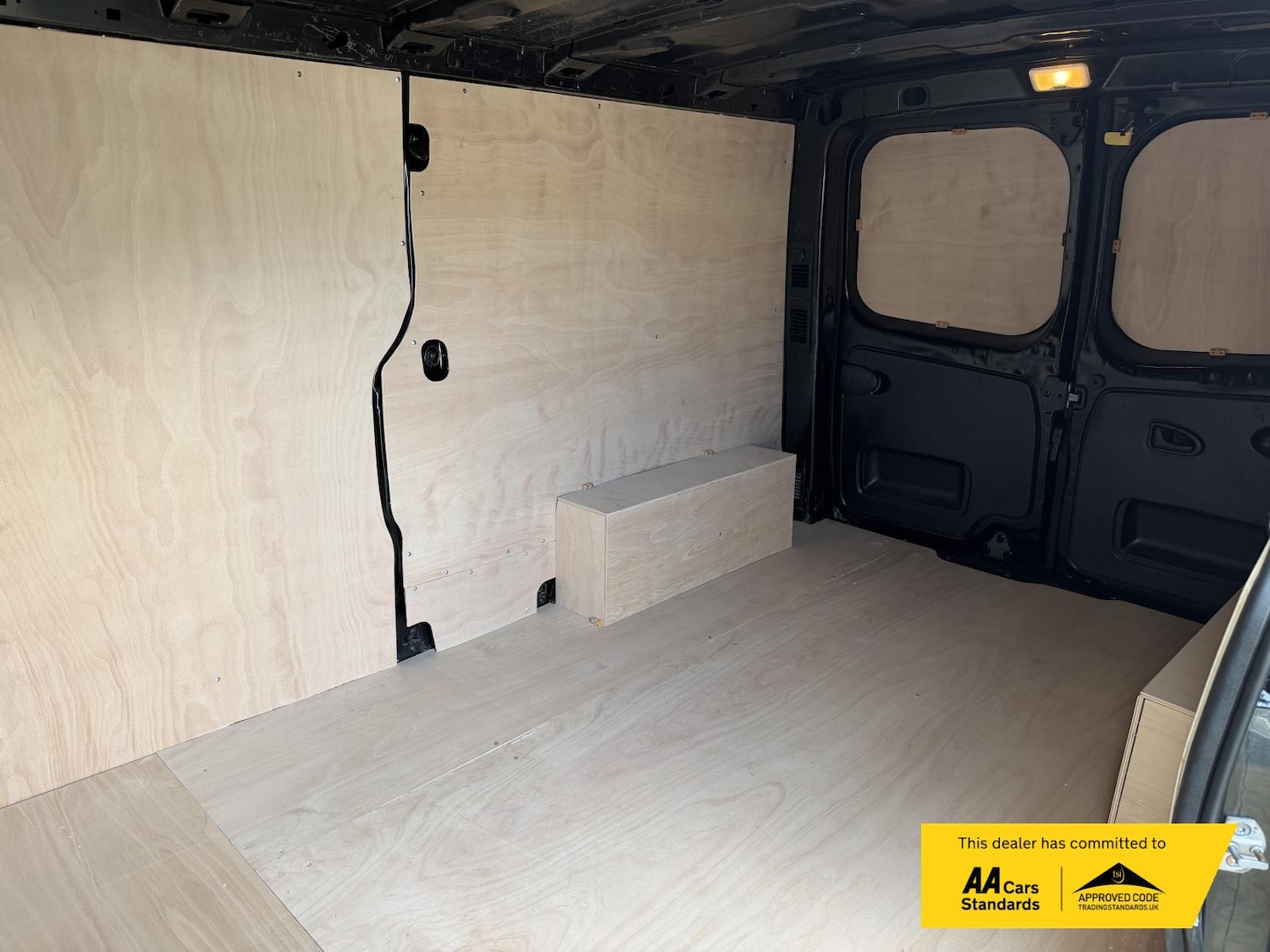 Used Vauxhall Vivaro 2015 for sale - 76317000: Photo 16