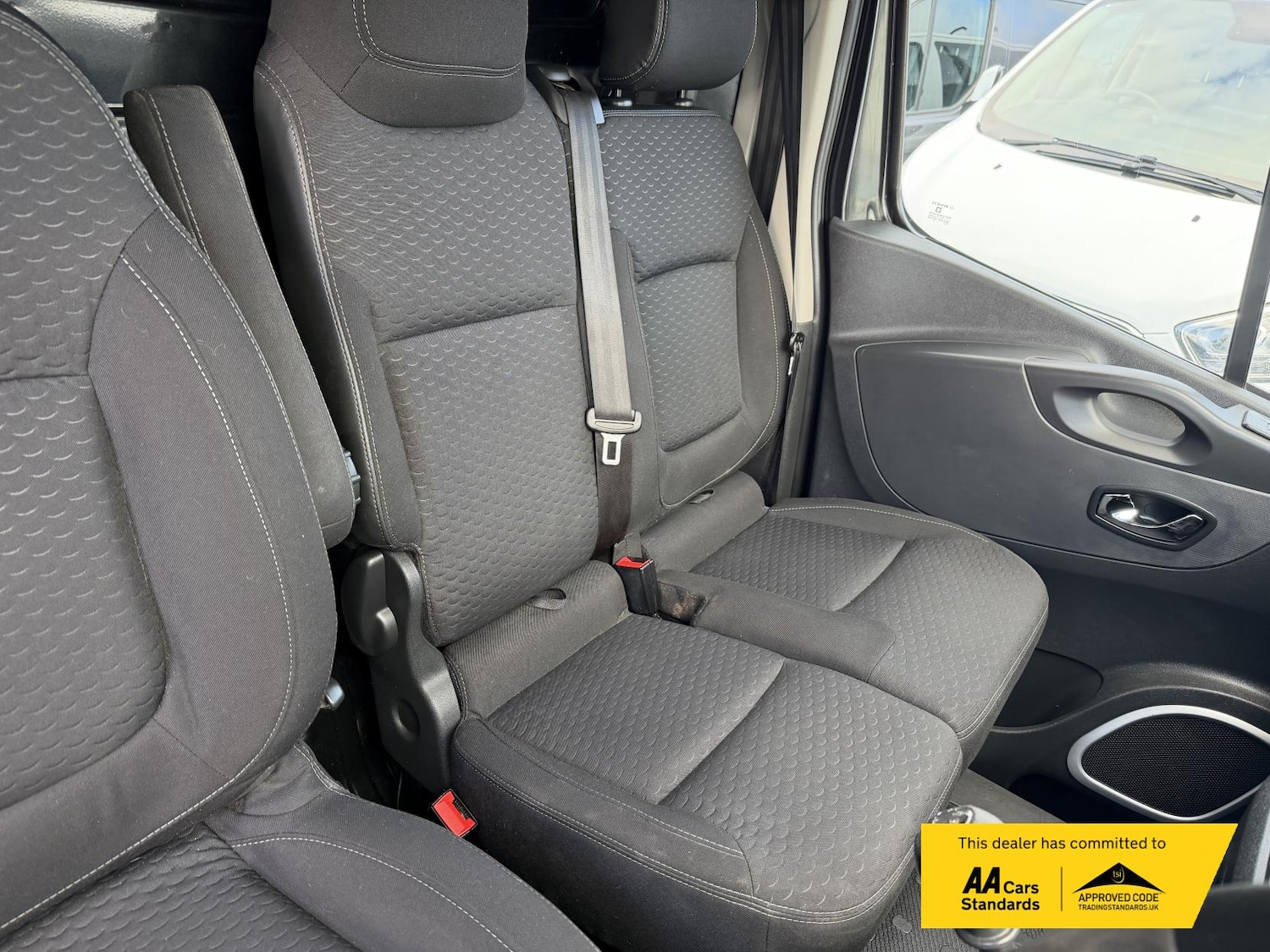 Used Vauxhall Vivaro 2015 for sale - 76317000: Photo 18