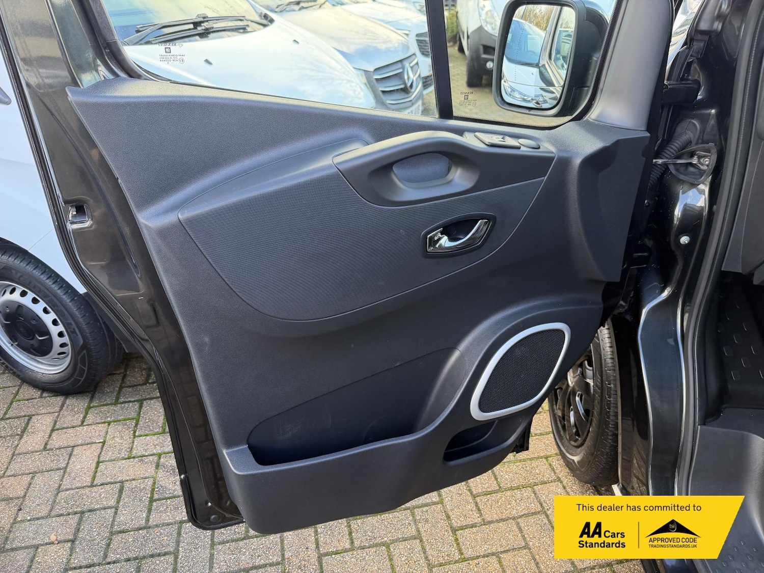 Used Vauxhall Vivaro 2015 for sale - 76317000: Photo 22