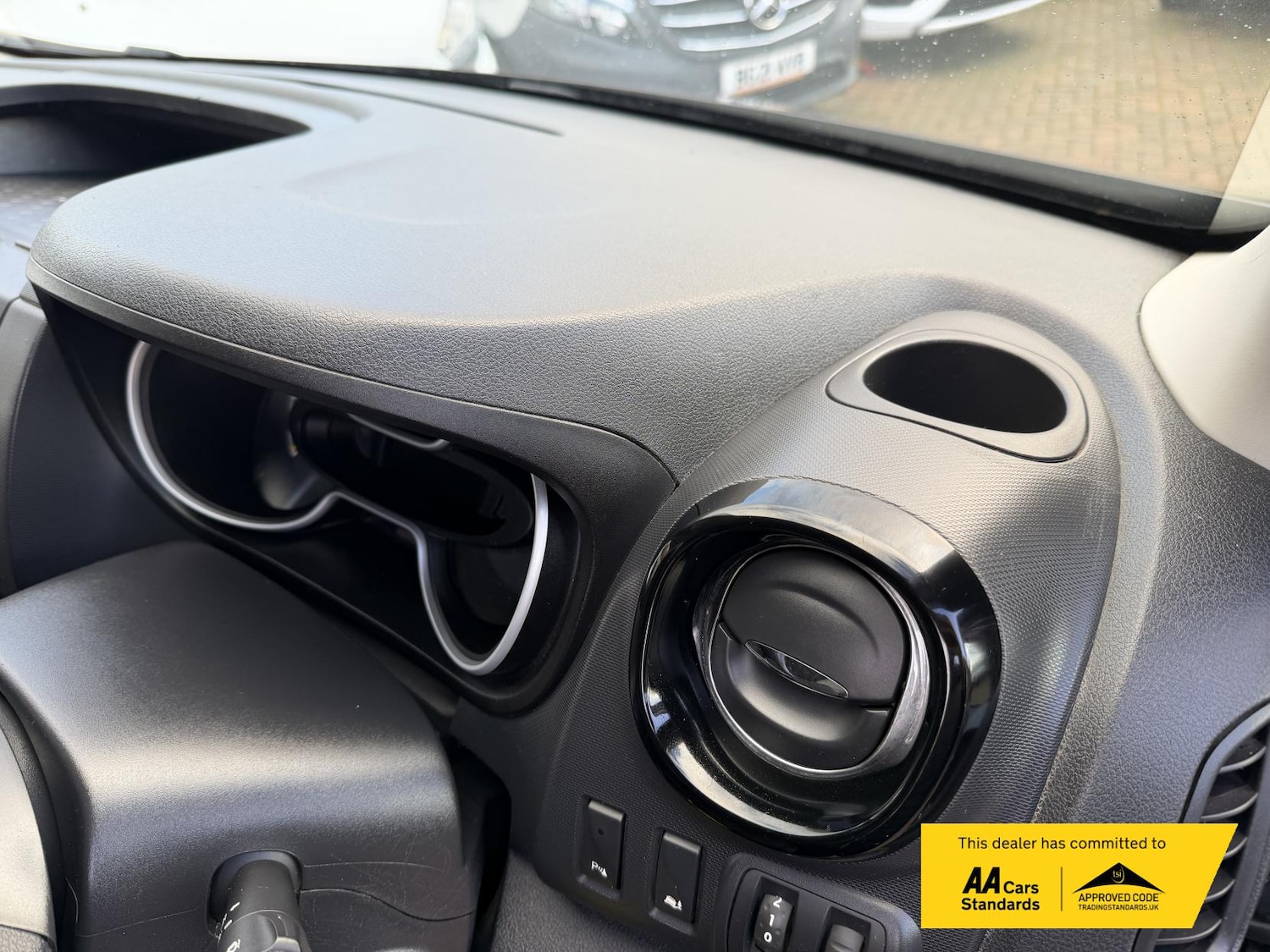 Used Vauxhall Vivaro 2015 for sale - 76317000: Photo 42