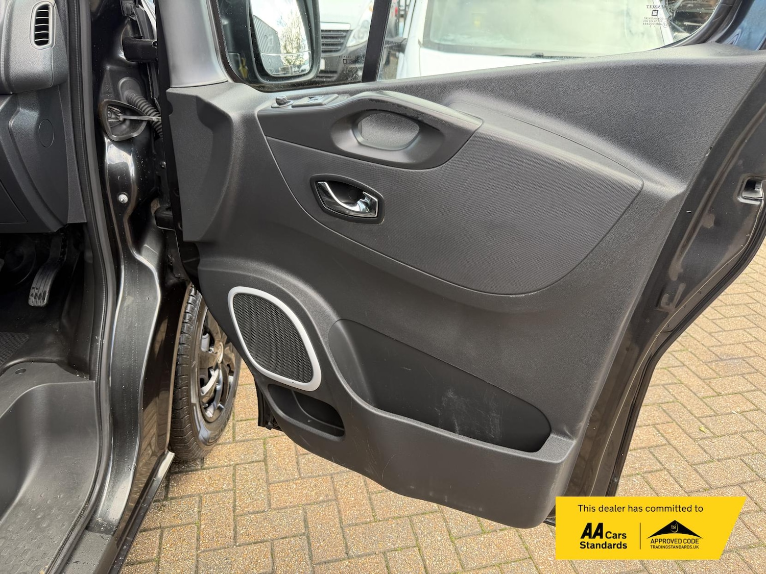 Used Vauxhall Vivaro 2015 for sale - 76317000: Photo 45