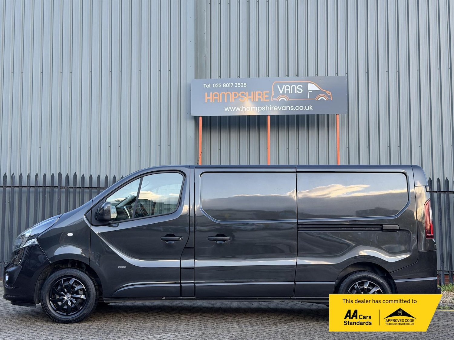 Used Vauxhall Vivaro 2015 for sale - 76317000: Photo 5