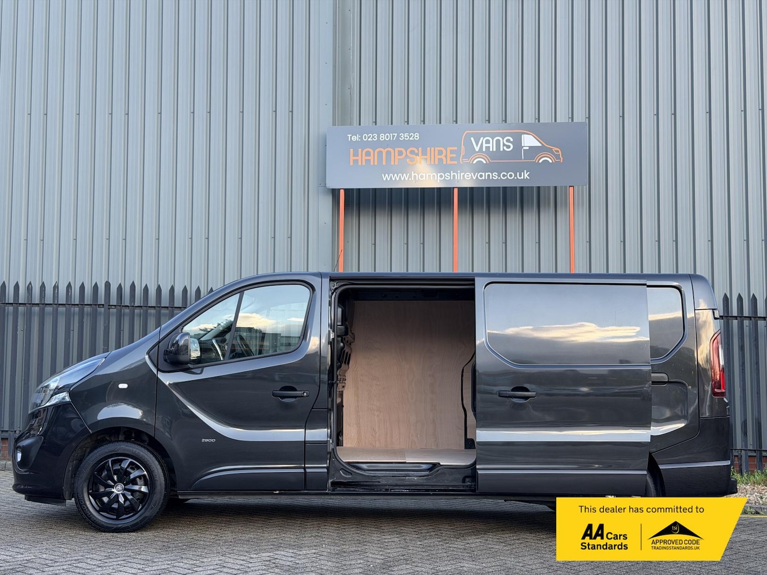 Used Vauxhall Vivaro 2015 for sale - 76317000: Photo 6