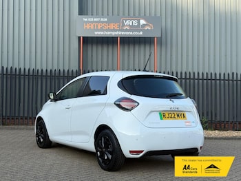 Used Renault Zoe 2022 for sale - 75487077: Photo