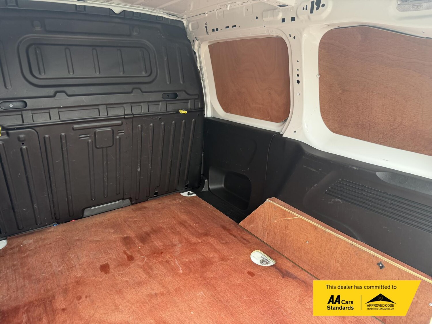 Used Citroen Berlingo 2021 for sale - 76290604: Photo 25