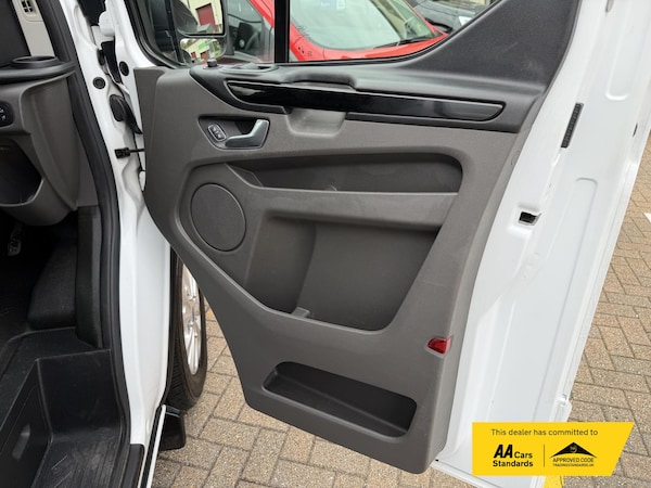 Used Ford Transit Custom 2021 for sale - 76304429: Photo 46