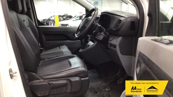 Used Vauxhall Vivaro 2021 for sale - 76263488: Photo 7