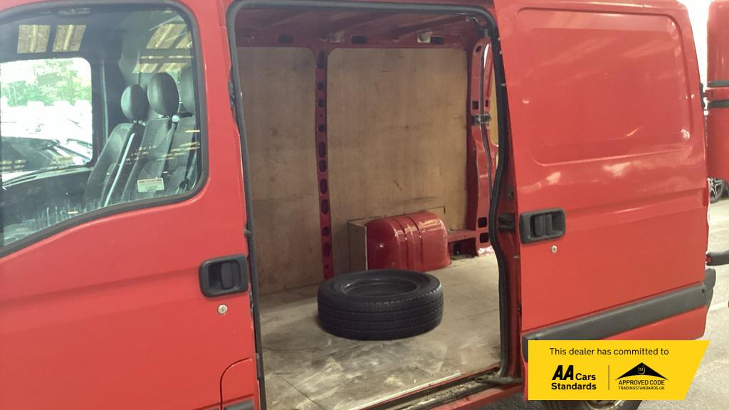 Used Renault Master 2005 for sale - 76184584: Photo 8