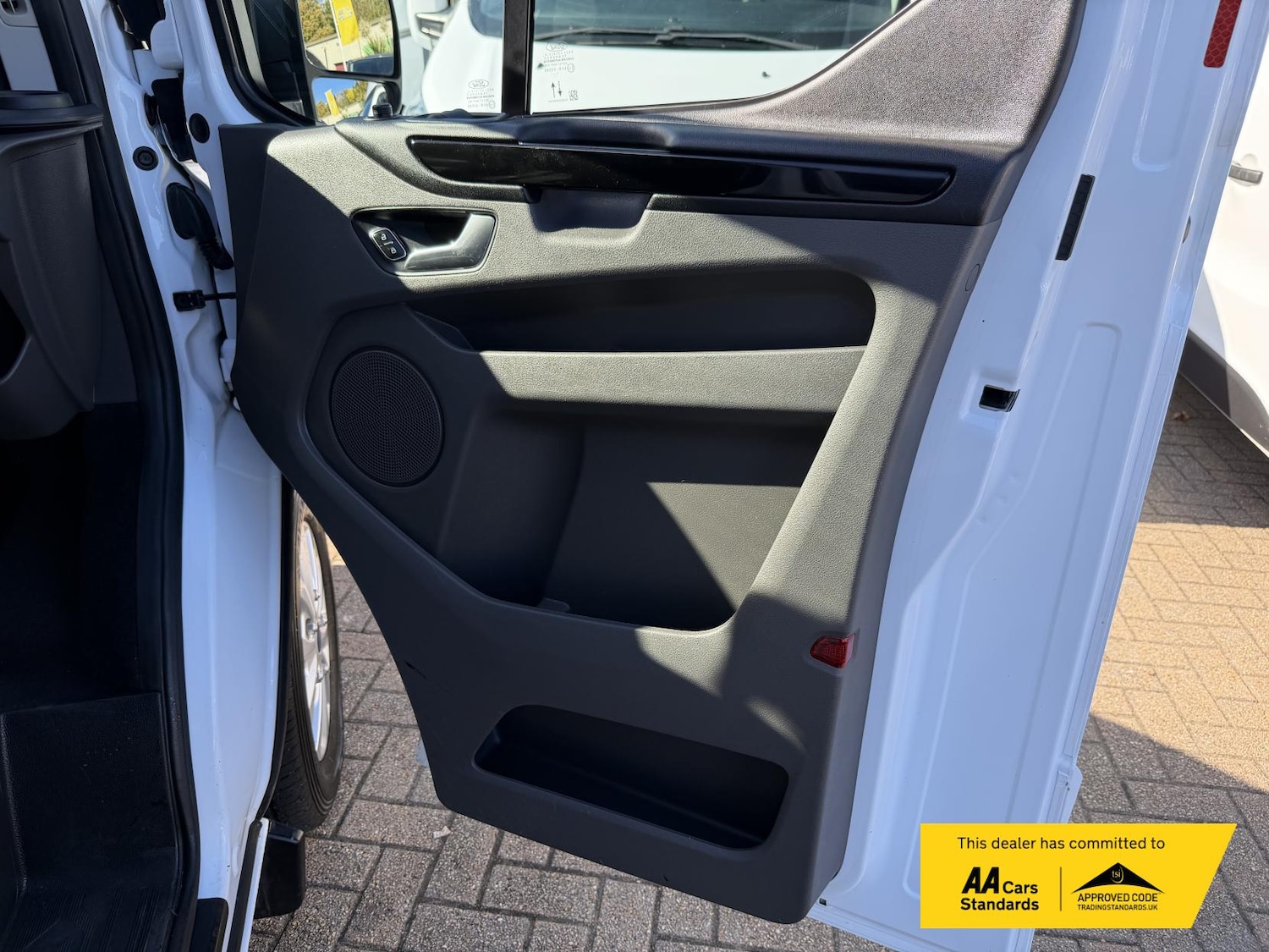 Used Ford Transit Custom 2022 for sale - 76290605: Photo 51