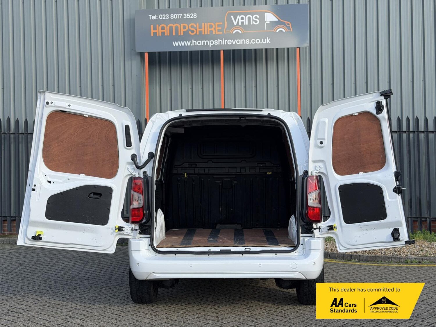 Used Vauxhall Combo 2020 for sale - 76571946: Photo 24