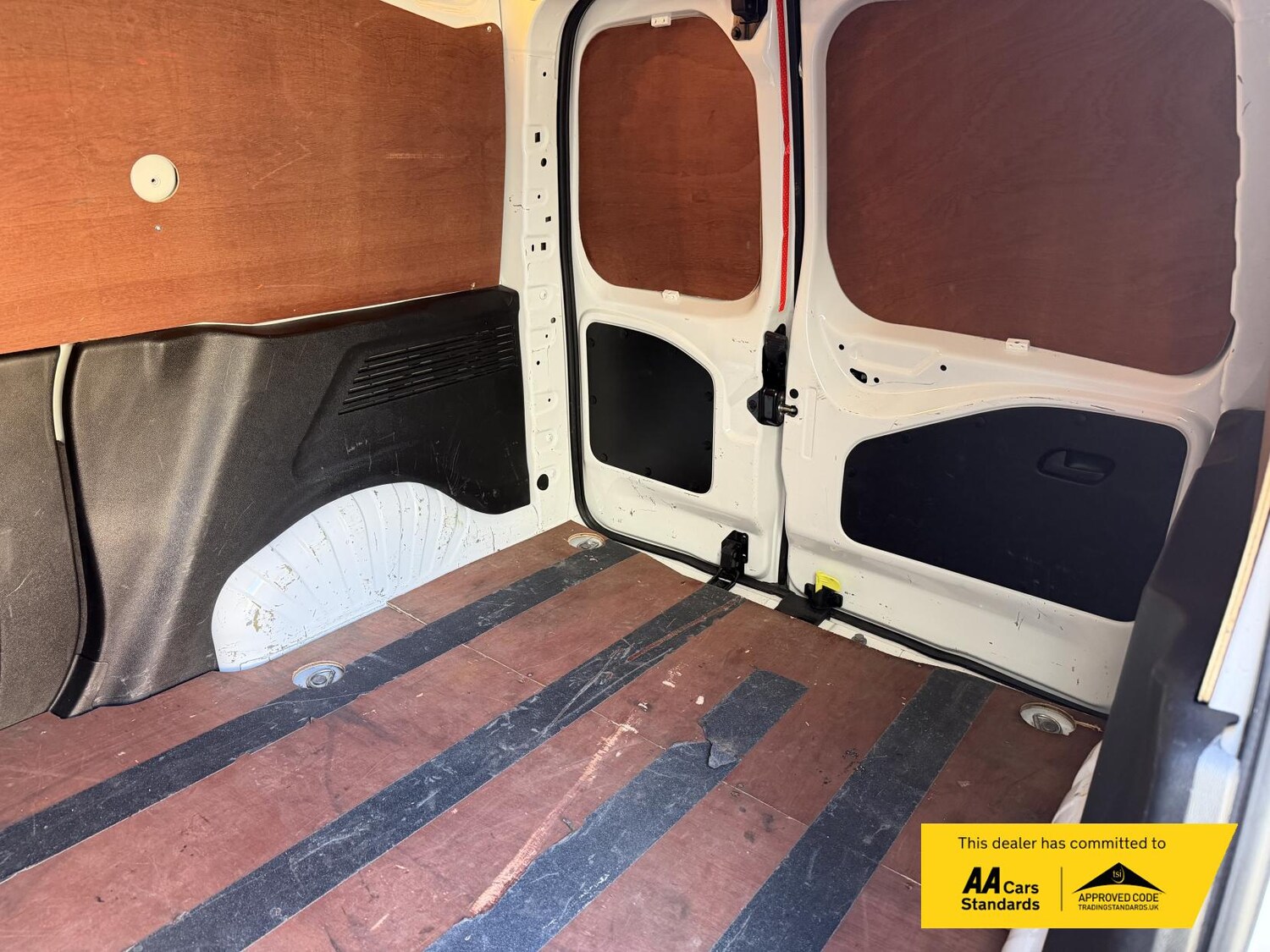 Used Vauxhall Combo 2020 for sale - 76571946: Photo 30