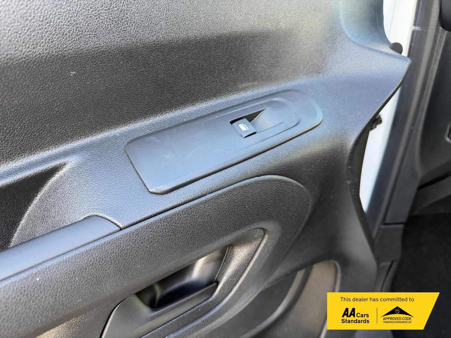 Used Vauxhall Combo 2020 for sale - 76571946: Photo 32