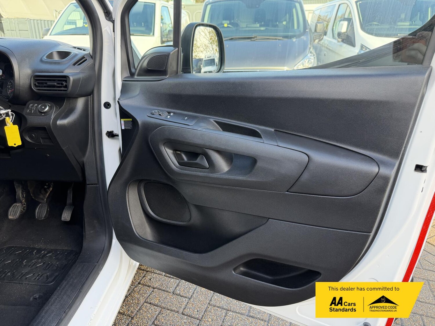 Used Vauxhall Combo 2020 for sale - 76571946: Photo 50