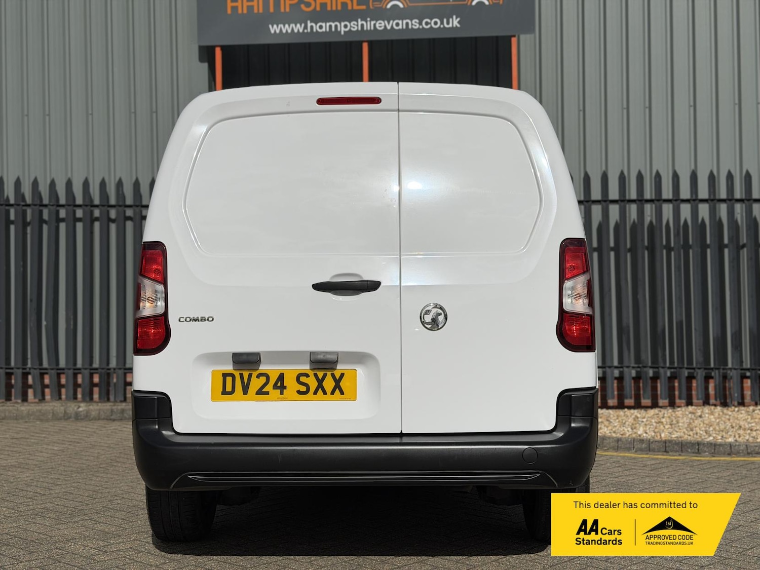 Used Vauxhall Combo 2024 for sale - 78067636: Photo 14