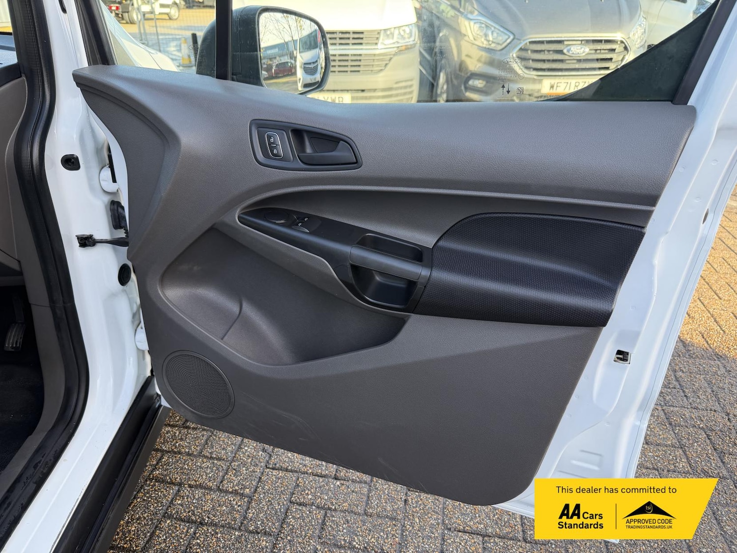 Used Ford Transit Connect 2020 for sale - 77116353: Photo 46