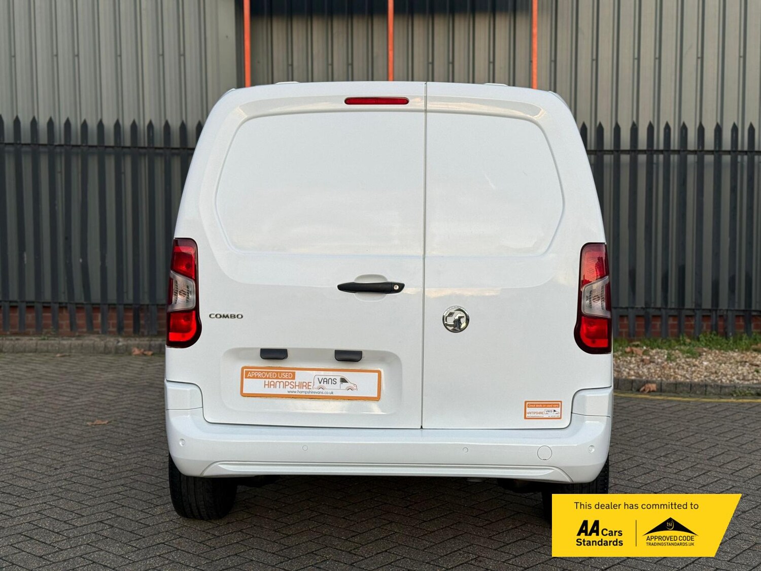 Used Vauxhall Combo 2020 for sale - 76664904: Photo 20