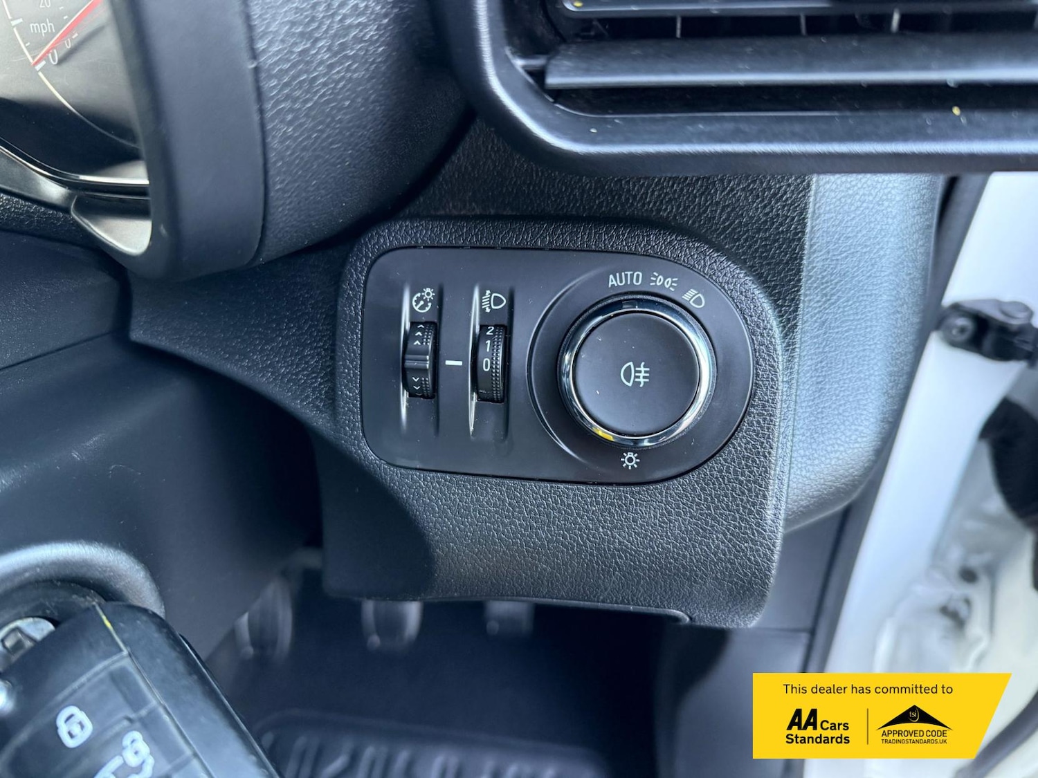 Used Vauxhall Combo 2020 for sale - 76664904: Photo 40