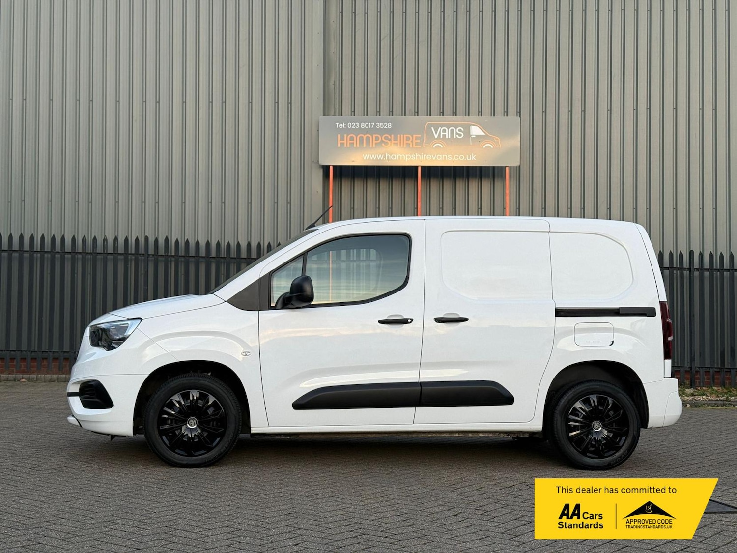 Used Vauxhall Combo 2020 for sale - 76664904: Photo 5
