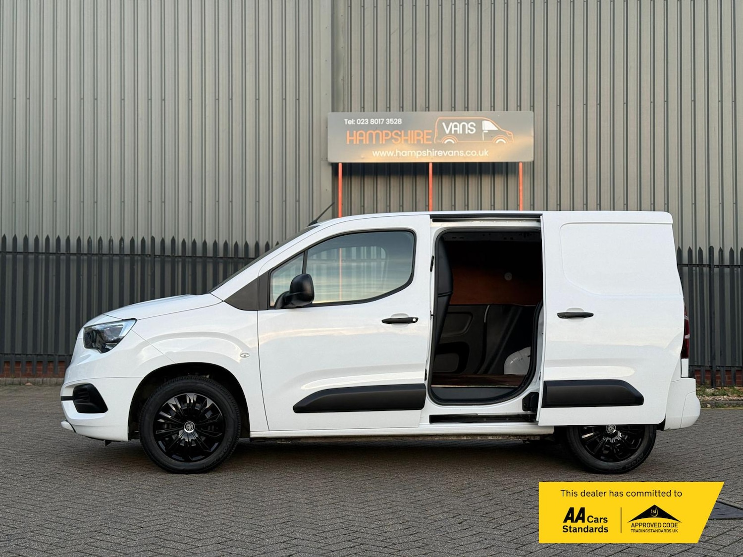 Used Vauxhall Combo 2020 for sale - 76664904: Photo 6