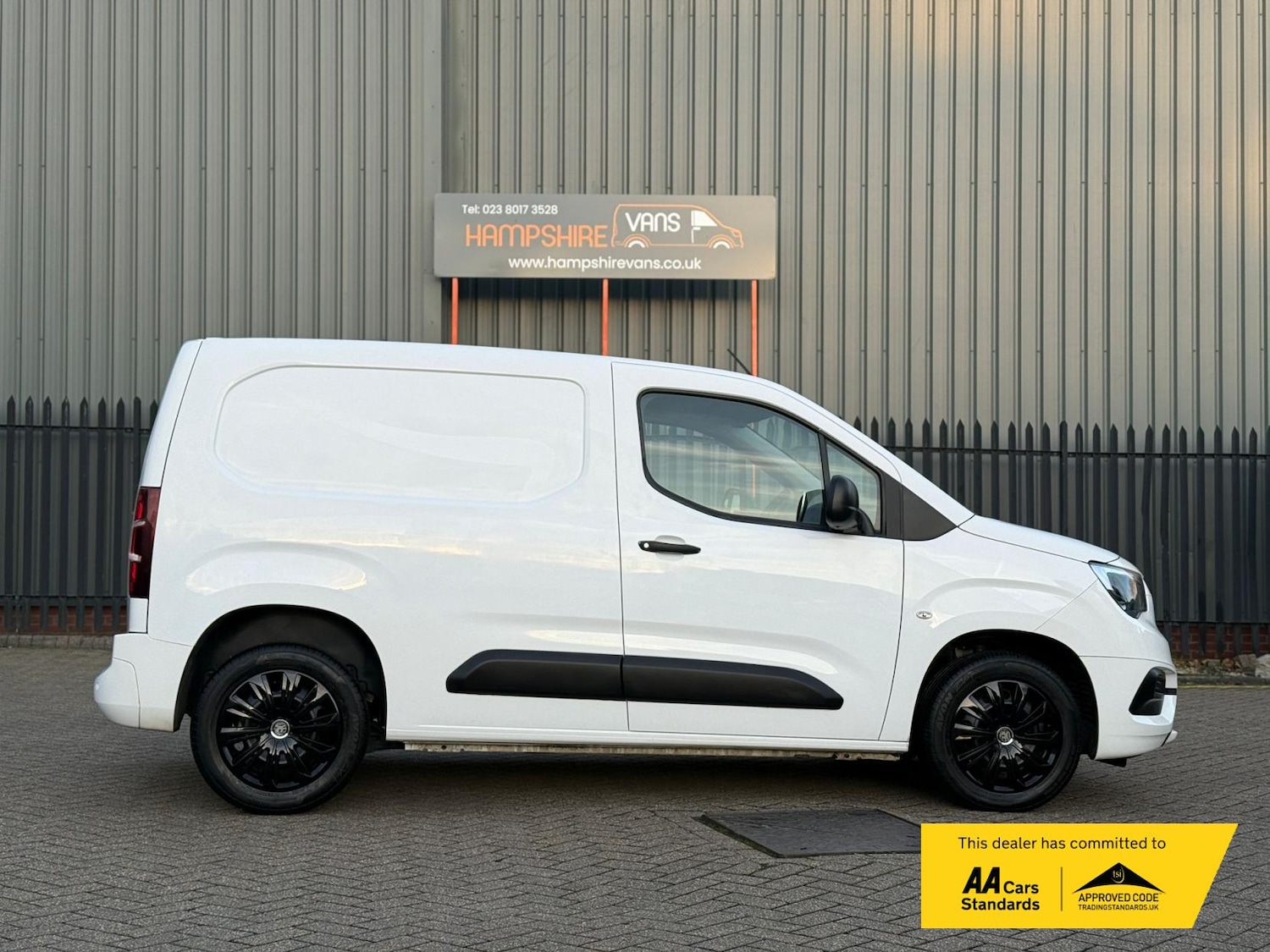 Used Vauxhall Combo 2020 for sale - 76664904: Photo 7