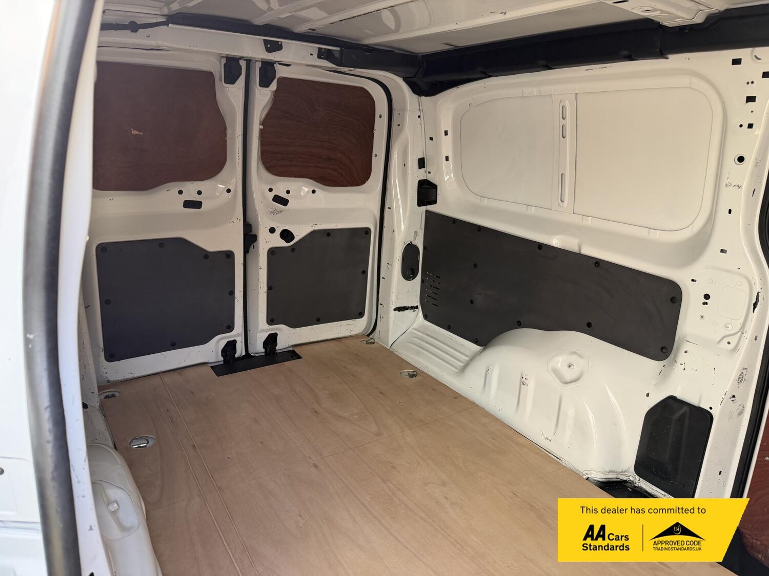 Used Vauxhall Vivaro 2021 for sale - 77165567: Photo 18