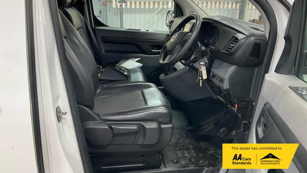 Used Vauxhall Vivaro 2021 for sale - 77165567: Photo 5