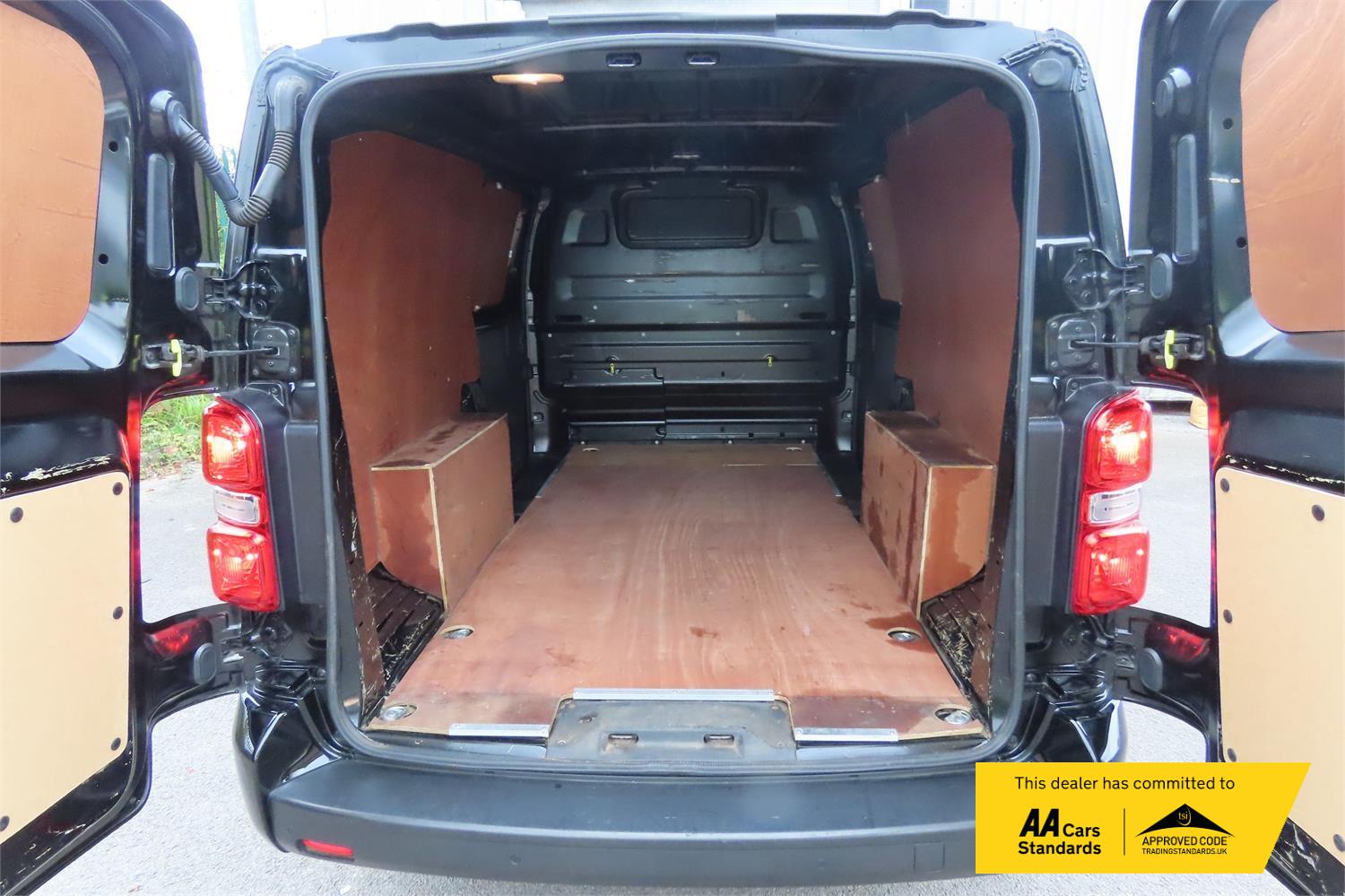 Used Vauxhall Vivaro 2020 for sale - 76387558: Photo 8