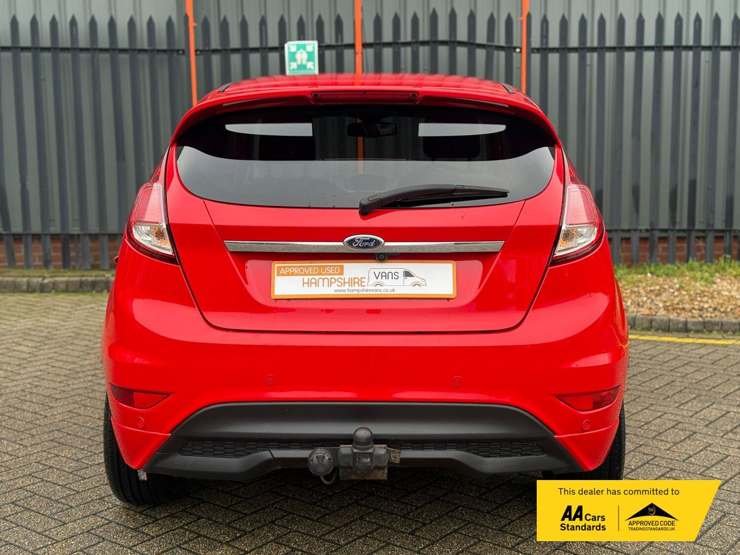 Used Ford Fiesta Van 2016 for sale - 76925329: Photo 15