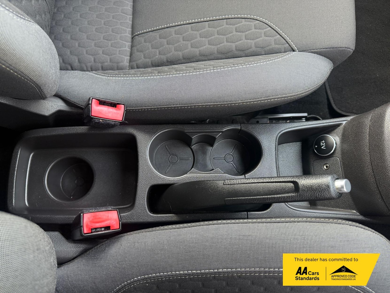 Used Ford Fiesta Van 2016 for sale - 76925329: Photo 35