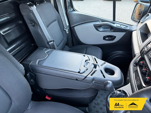 Used Renault Trafic 2017 for sale - 75680676: Photo 12