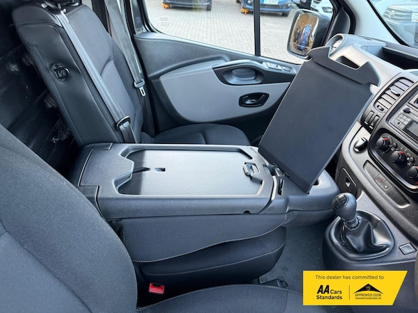 Used Renault Trafic 2017 for sale - 75680676: Photo 14