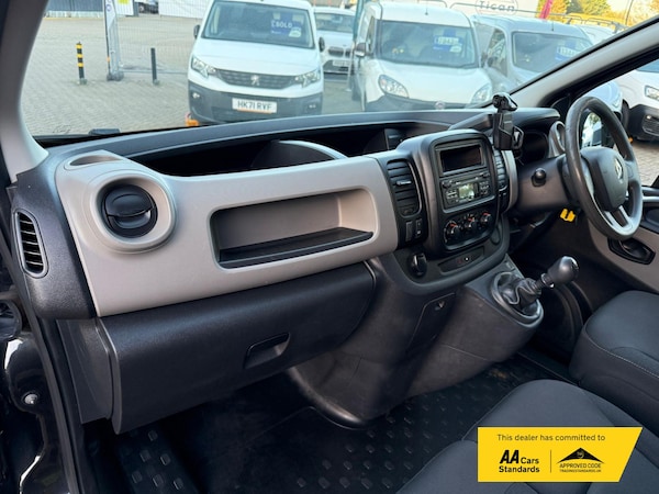 Used Renault Trafic 2017 for sale - 75680676: Photo 36