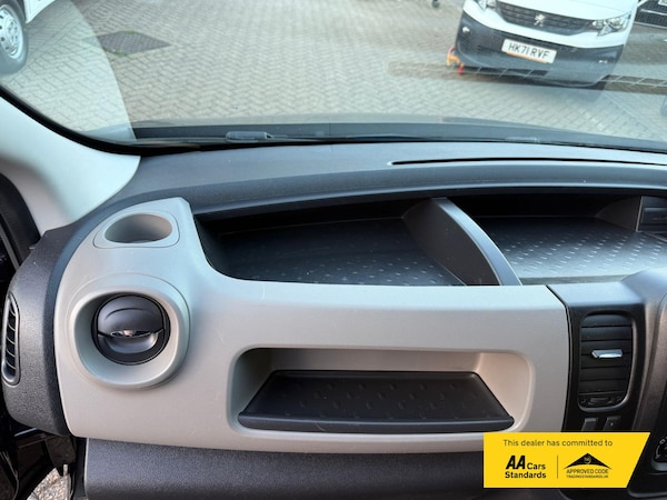 Used Renault Trafic 2017 for sale - 75680676: Photo 37