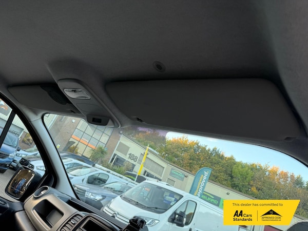 Used Renault Trafic 2017 for sale - 75680676: Photo 41