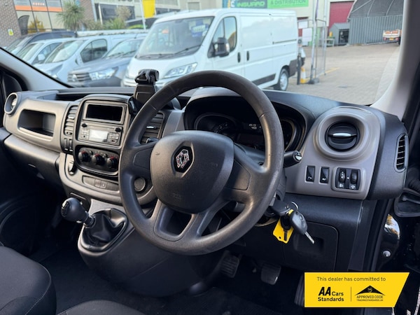 Used Renault Trafic 2017 for sale - 75680676: Photo 46
