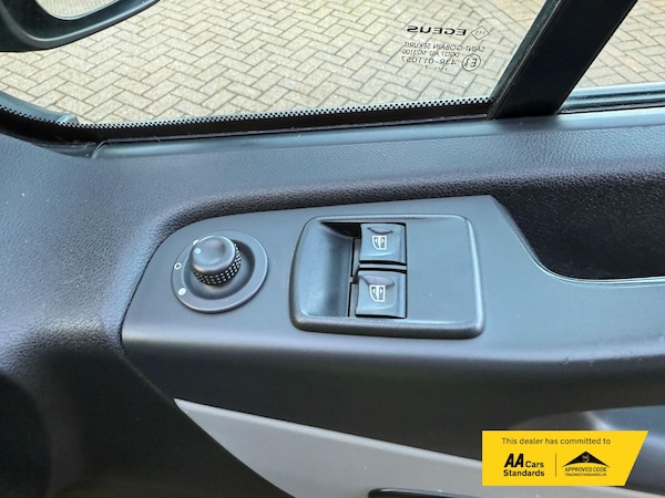 Used Renault Trafic 2017 for sale - 75680676: Photo 47