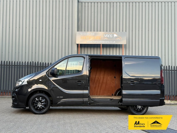 Used Renault Trafic 2017 for sale - 75680676: Photo 6