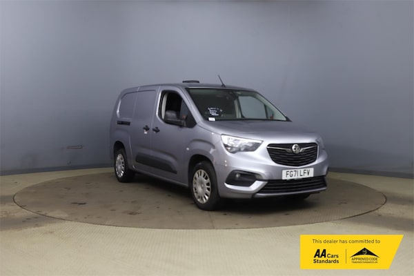 Used Vauxhall Combo 2022 for sale - 76290611: Photo 1