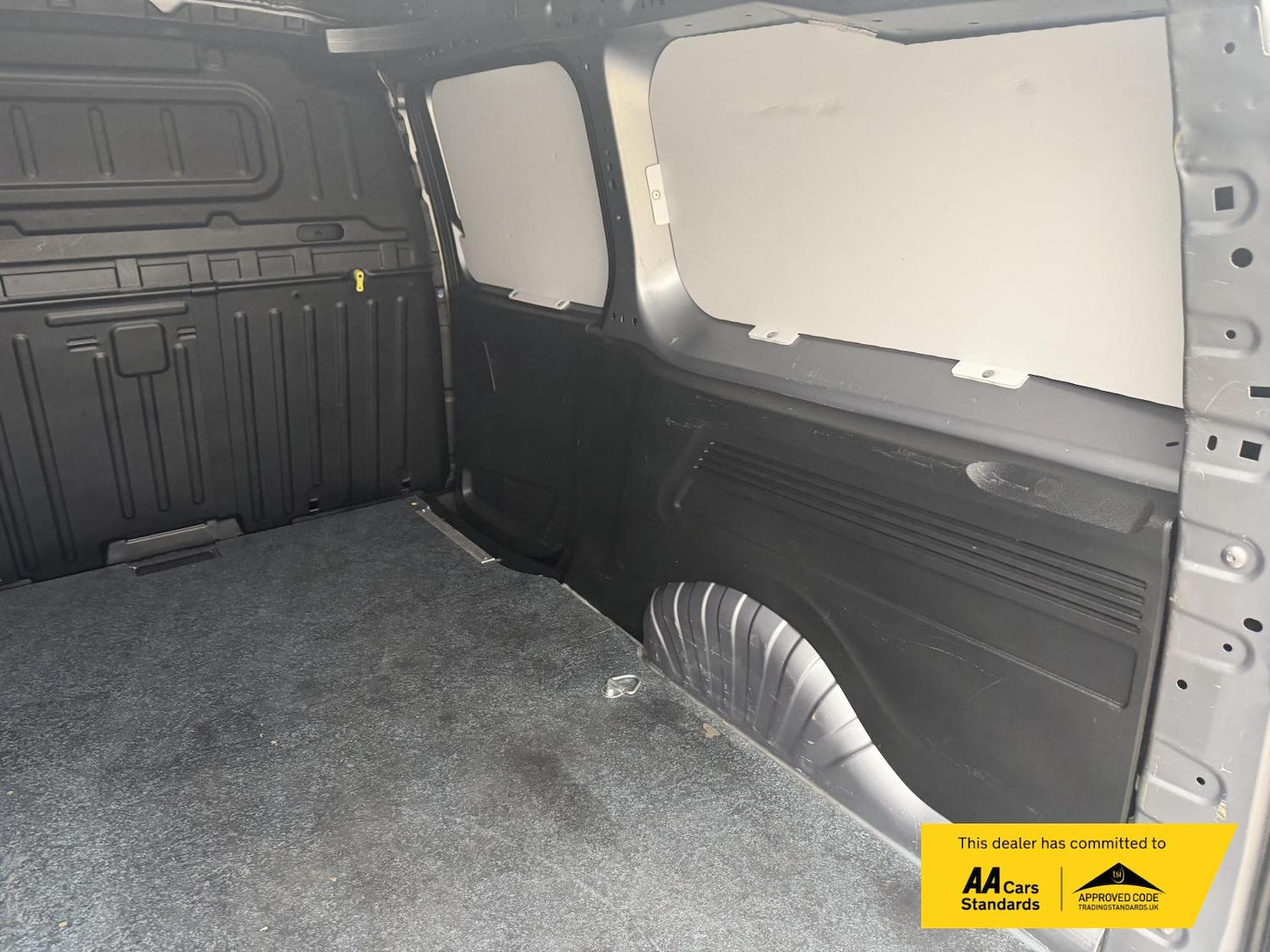 Used Vauxhall Combo 2022 for sale - 76290611: Photo 31