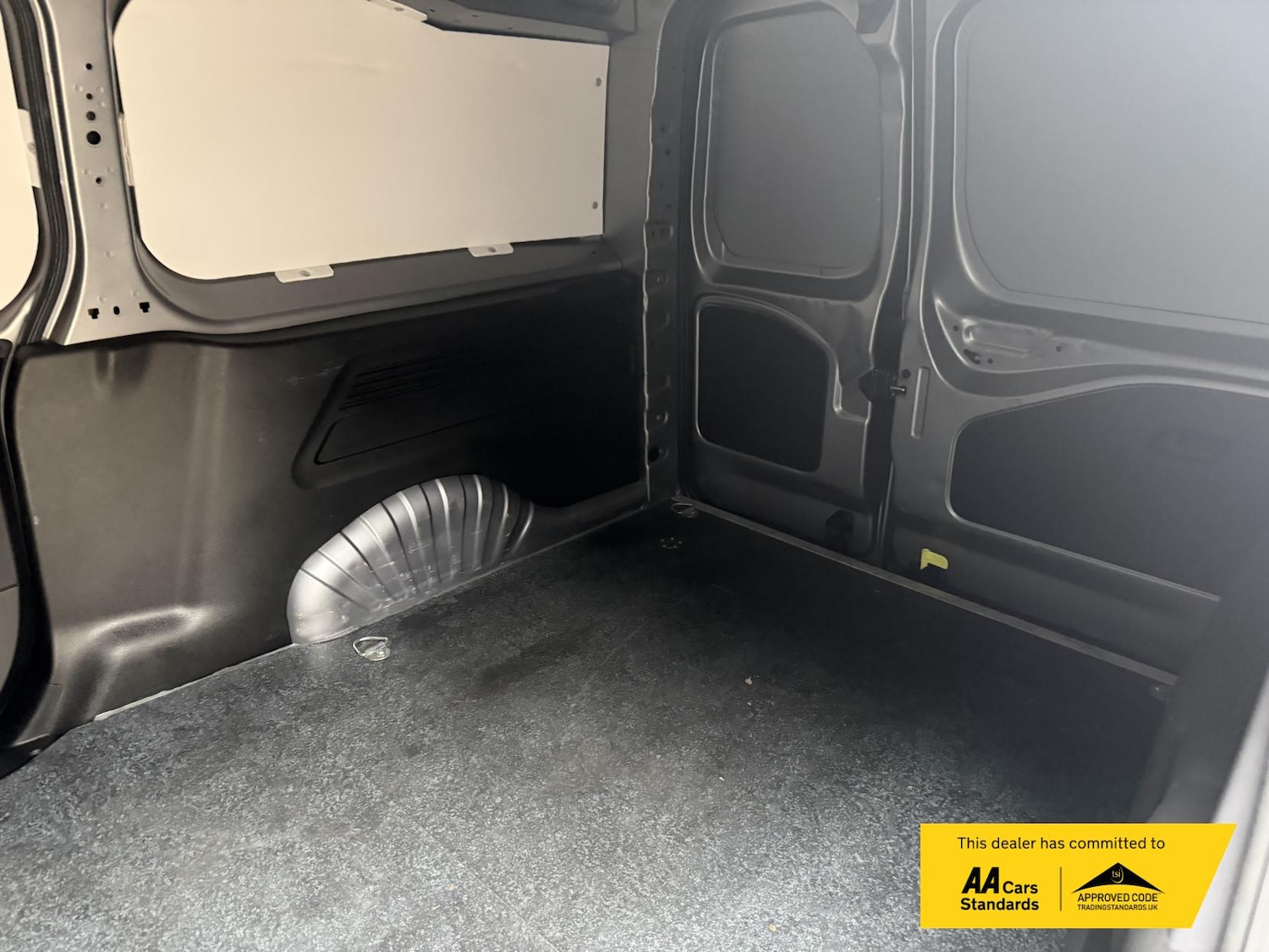 Used Vauxhall Combo 2022 for sale - 76290611: Photo 34