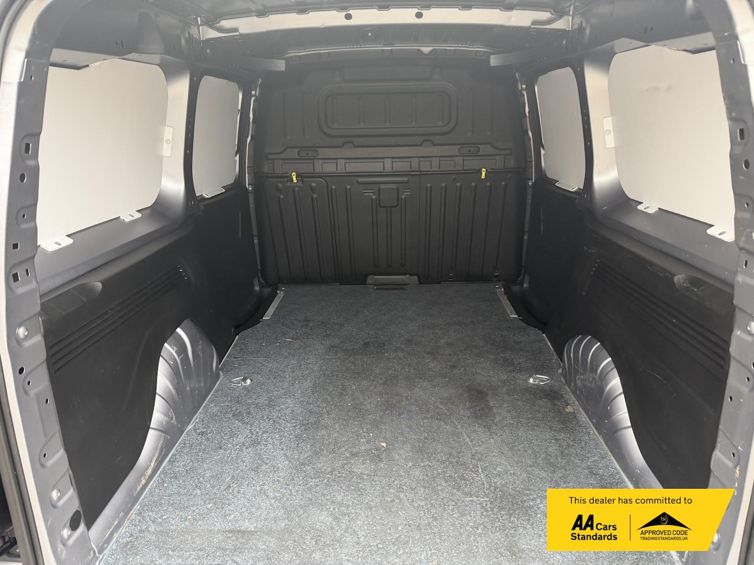 Used Vauxhall Combo 2022 for sale - 76290611: Photo 37