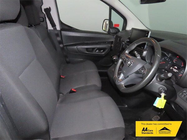 Used Vauxhall Combo 2022 for sale - 76290611: Photo 8