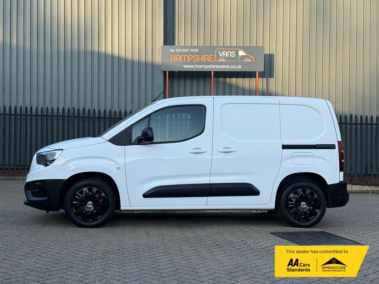 Used Vauxhall Combo 2019 for sale - 78095283: Photo 6
