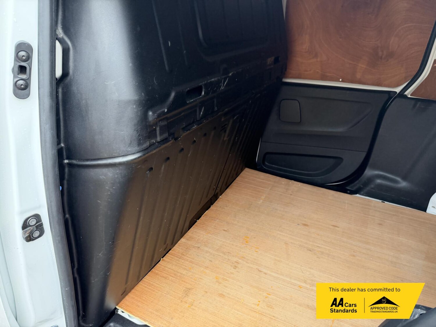 Used Vauxhall Combo 2020 for sale - 77462053: Photo 28