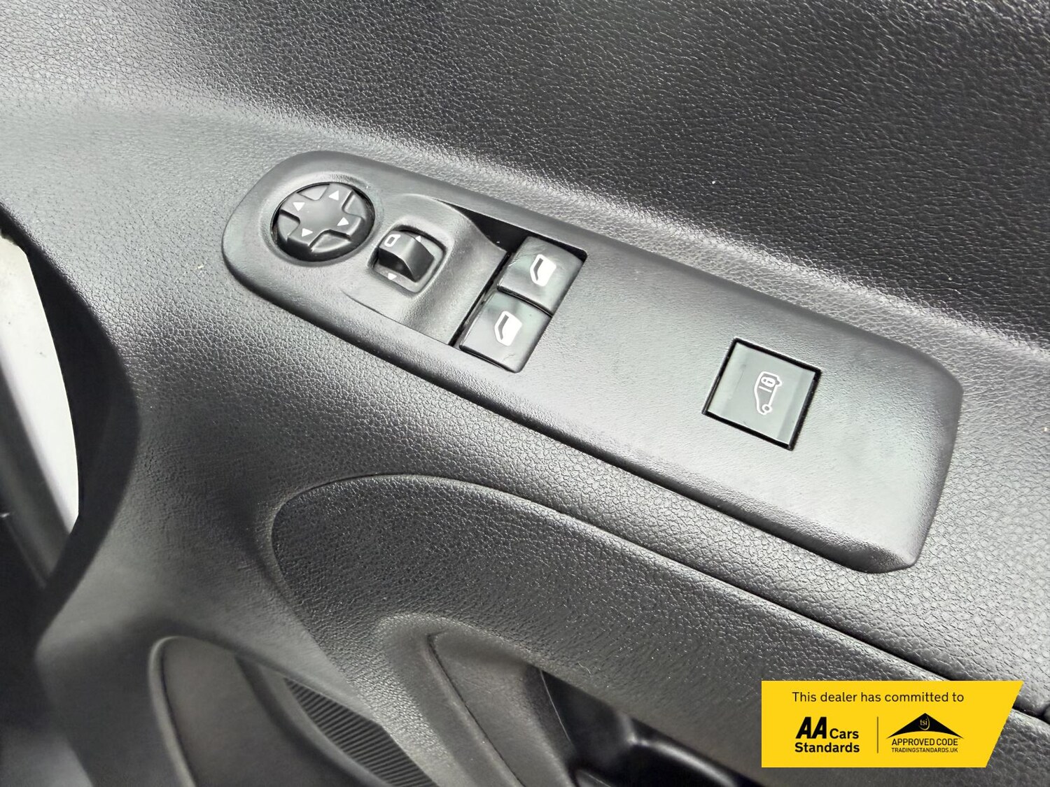 Used Vauxhall Combo 2020 for sale - 77462053: Photo 46