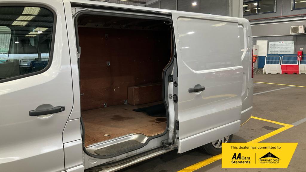 Used Vauxhall Vivaro 2014 for sale - 77339620: Photo 7